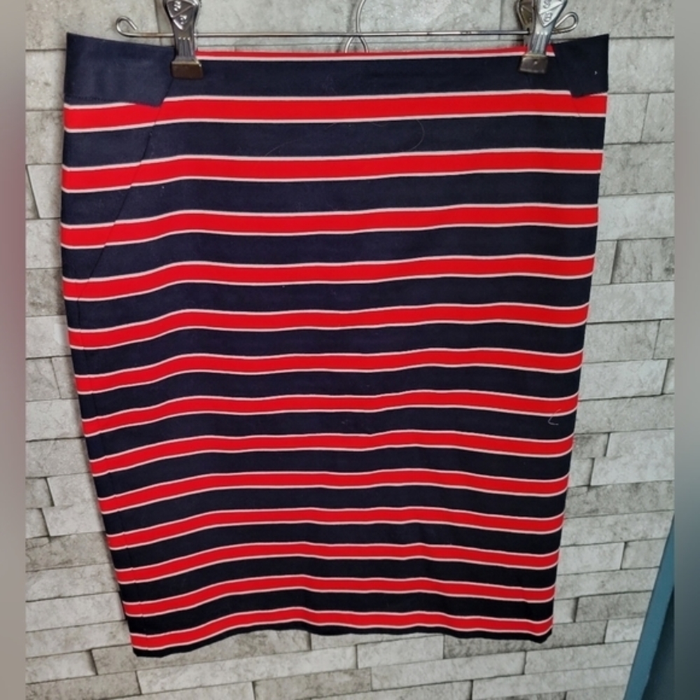 The Limited size 4 red & Navy striped‎ skirt